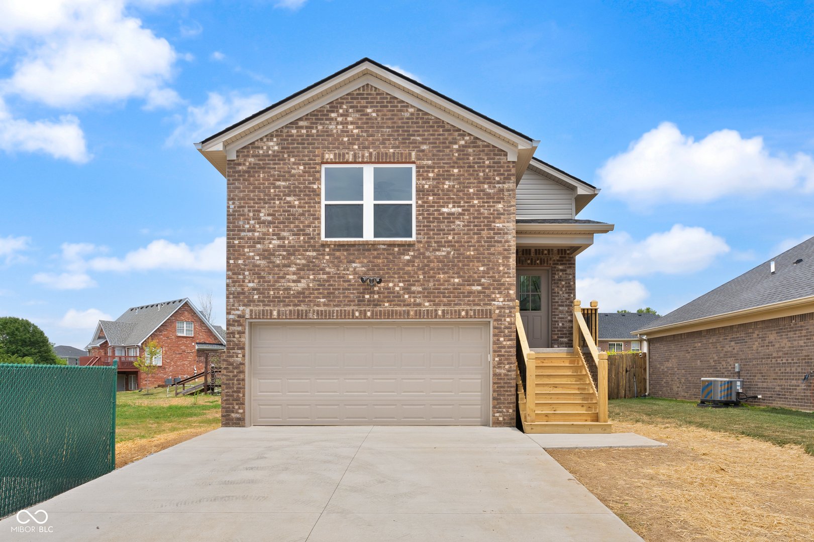 6409 Sunset Loop, Charlestown