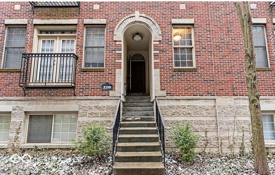 220 Cleveland Street, Indianapolis