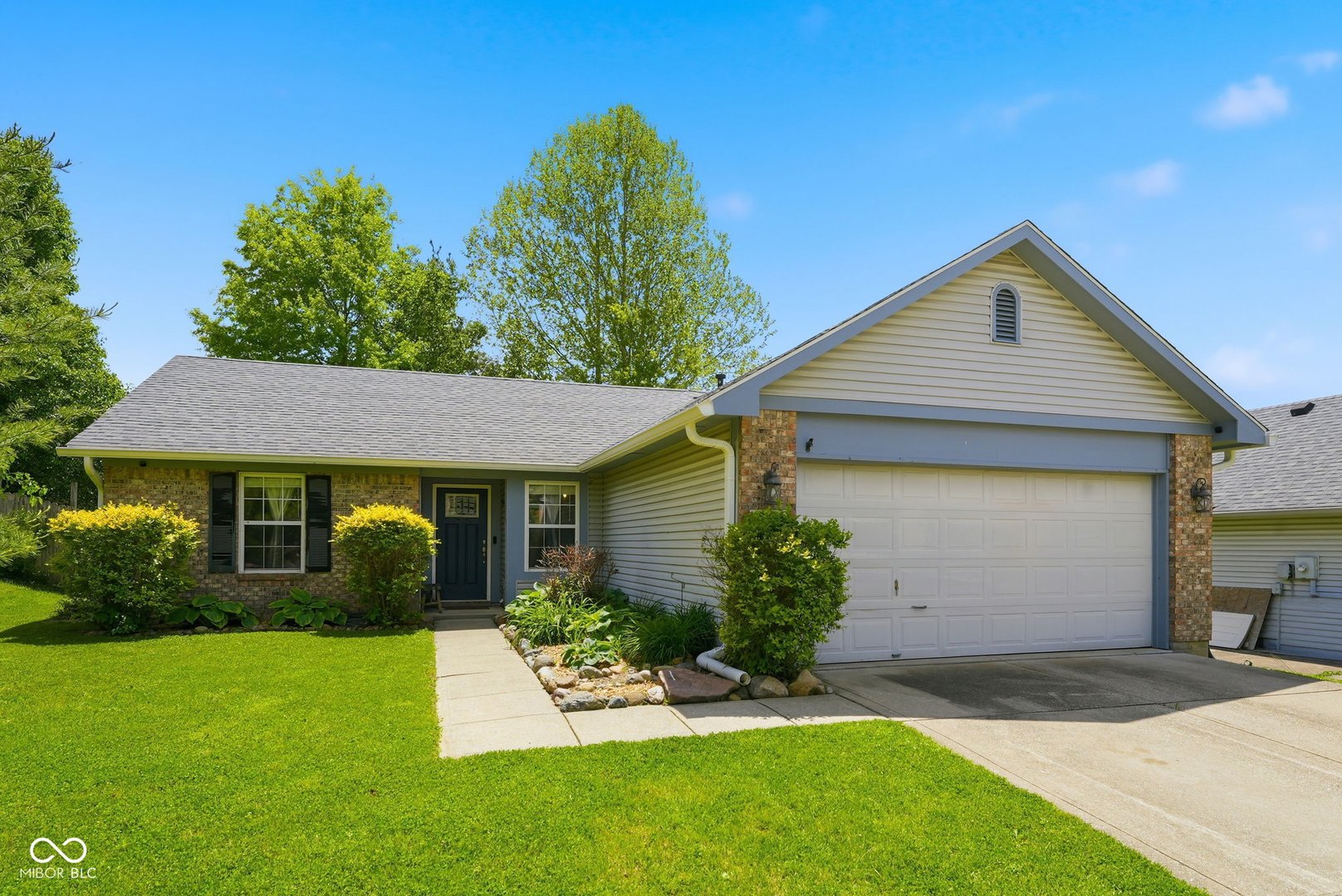 906 Moonlight Court, Mooresville